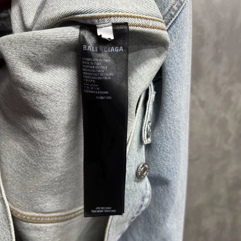 Balenciaga Blue Logo Denim Jacket from Balenciaga Size US M / EU 48-50 / 2 - 4 Thumbnail