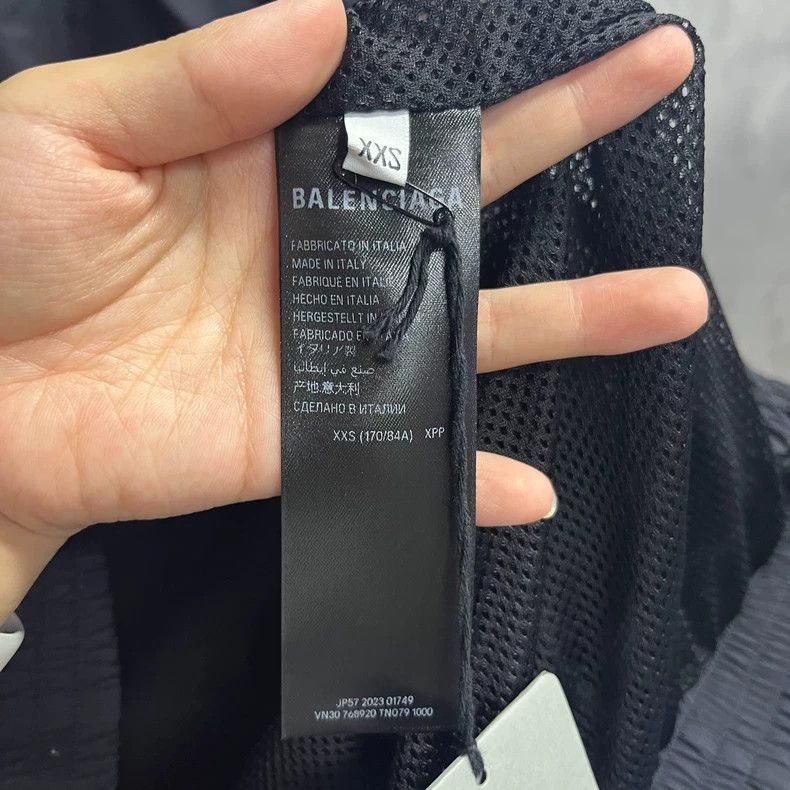 Balenciaga Balenciaga Black Printed Zip Jacket Size US XXS / EU 40 - 4 Thumbnail