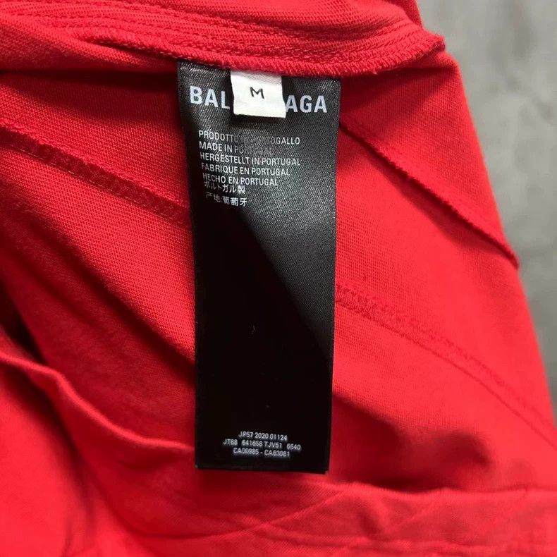Balenciaga Balenciaga Red Short Sleeve Football Shirt Size US M / EU 48-50 / 2 - 7 Thumbnail