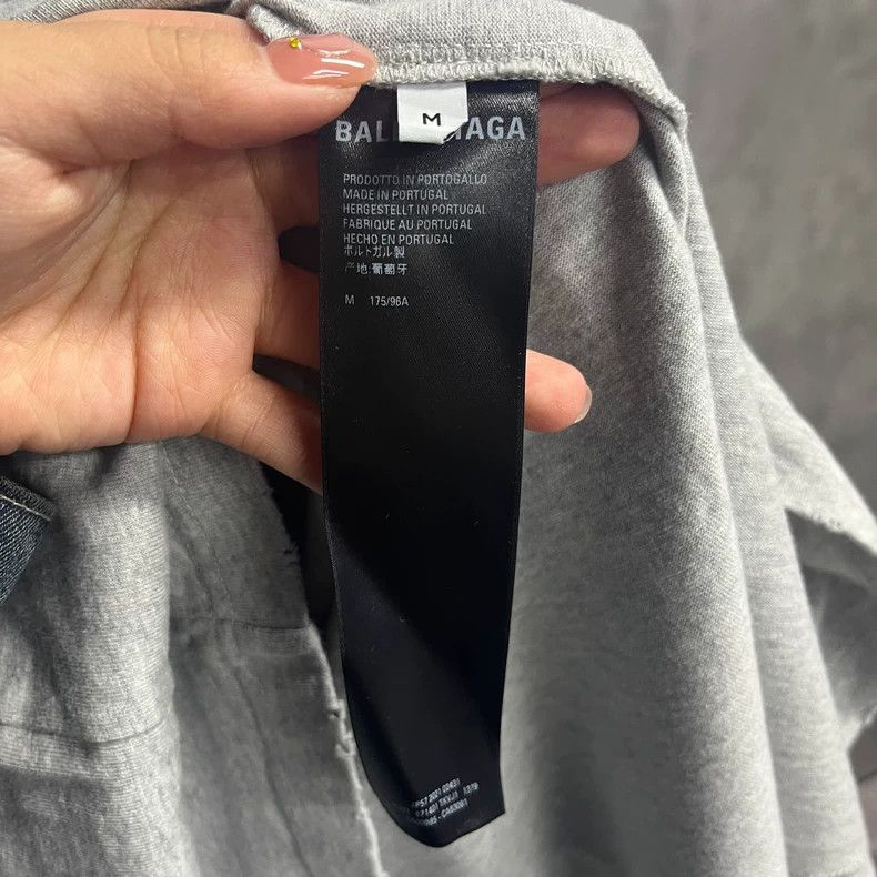 Balenciaga Balenciaga Gray Casual Layered Long Sleeve T-Shirt Size US M / EU 48-50 / 2 - 4 Thumbnail
