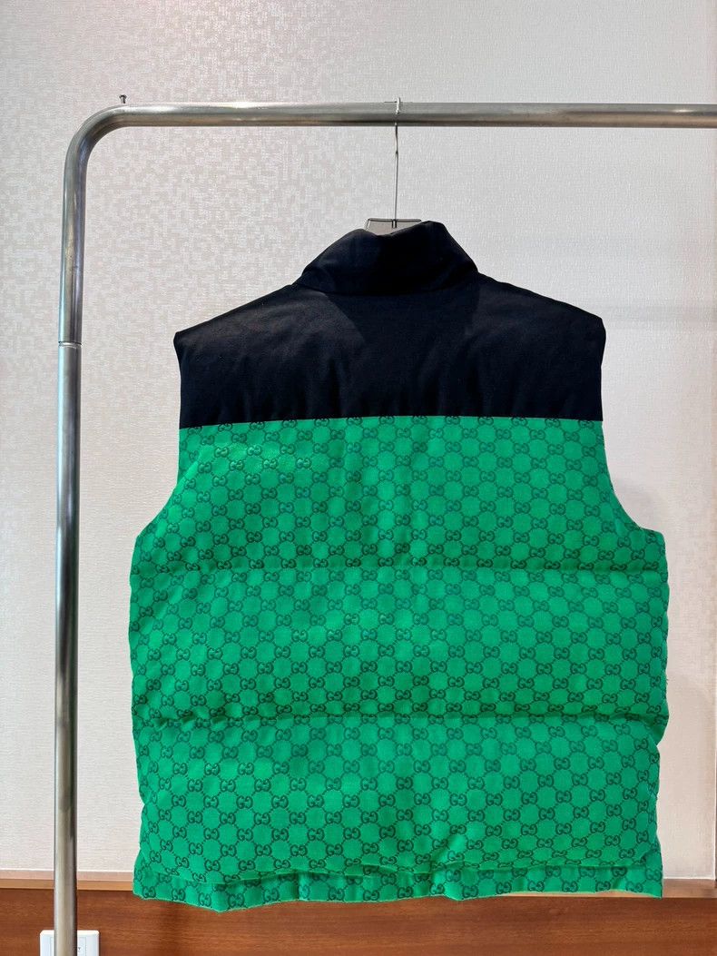 Gucci Gucci x North Face Puffer Vest Size S Size US M / EU 48-50 / 2 - 2 Thumbnail