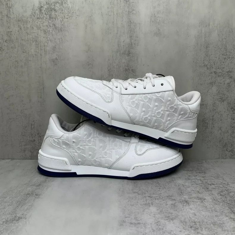 Dior Dior White Embossed Sneaker Size 37 Size US 5 / EU 37 - 2 Thumbnail