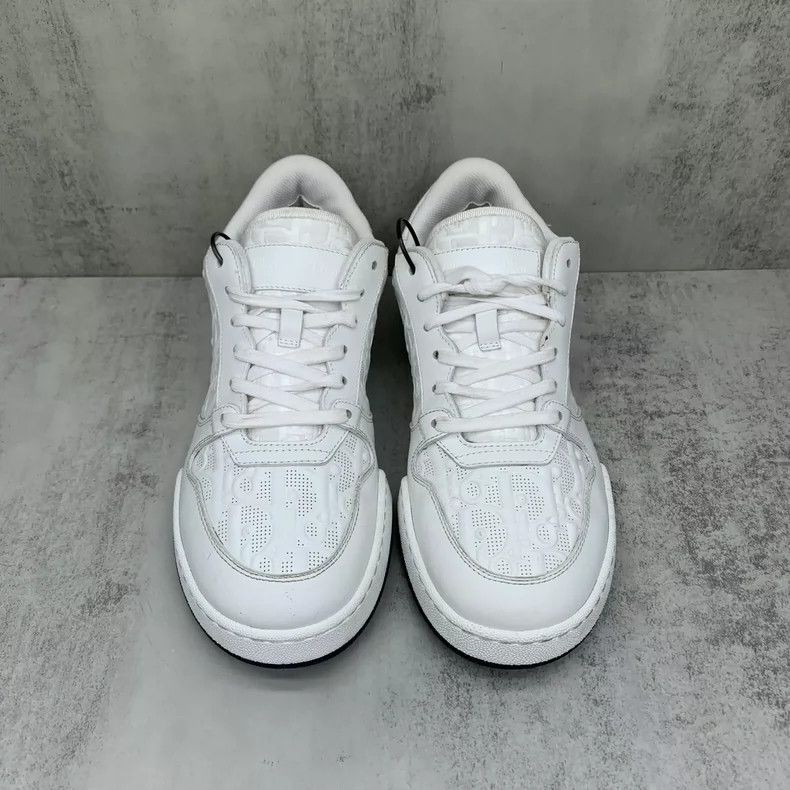 Dior Dior White Embossed Sneaker Size 37 Size US 5 / EU 37 - 4 Thumbnail