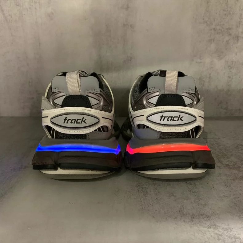 Balenciaga Balenciaga Track LED Sneakers Gray Size 37 Size US 6 / EU 39 - 5 Thumbnail