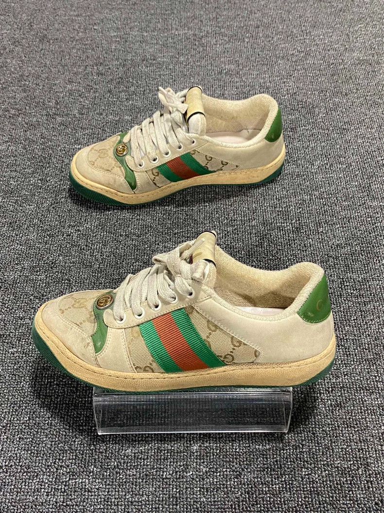Gucci Classic Gucci Sneakers with Green and Red Stripes Size US 11 / EU 44 - 2 Thumbnail