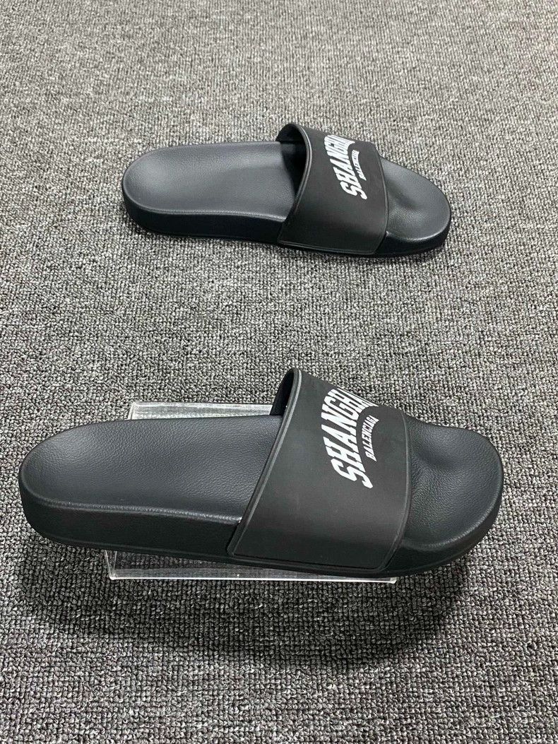 Balenciaga Black Limited Edition Slides from Balenciaga Size US 5 / EU 37 - 3 Thumbnail