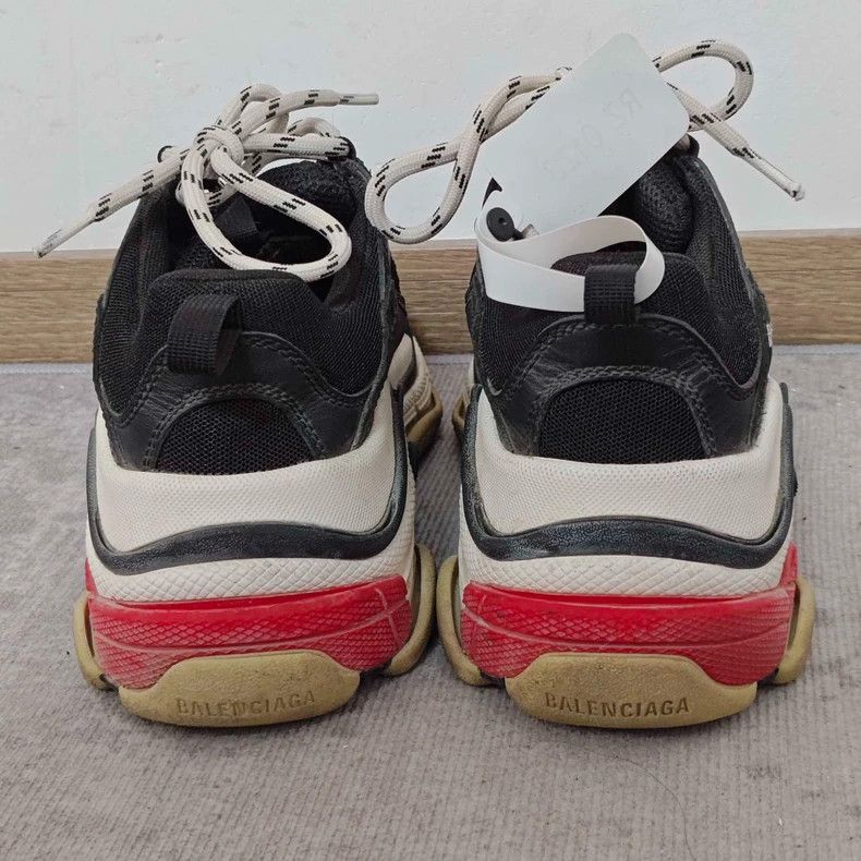Balenciaga Balenciaga Triple S Black Red Sneakers Size US 5 / EU 37 - 5 Thumbnail