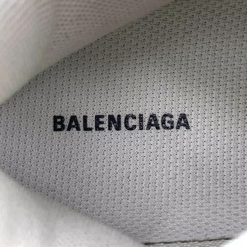 Balenciaga Balenciaga Triples Thick Sole Casual Sneakers Size US 8 / EU 41 - 7 Thumbnail