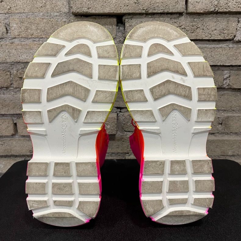 Alexander McQueen Alexander McQueen Thick Sole Sneakers Size US 8 / EU 41 - 7 Thumbnail