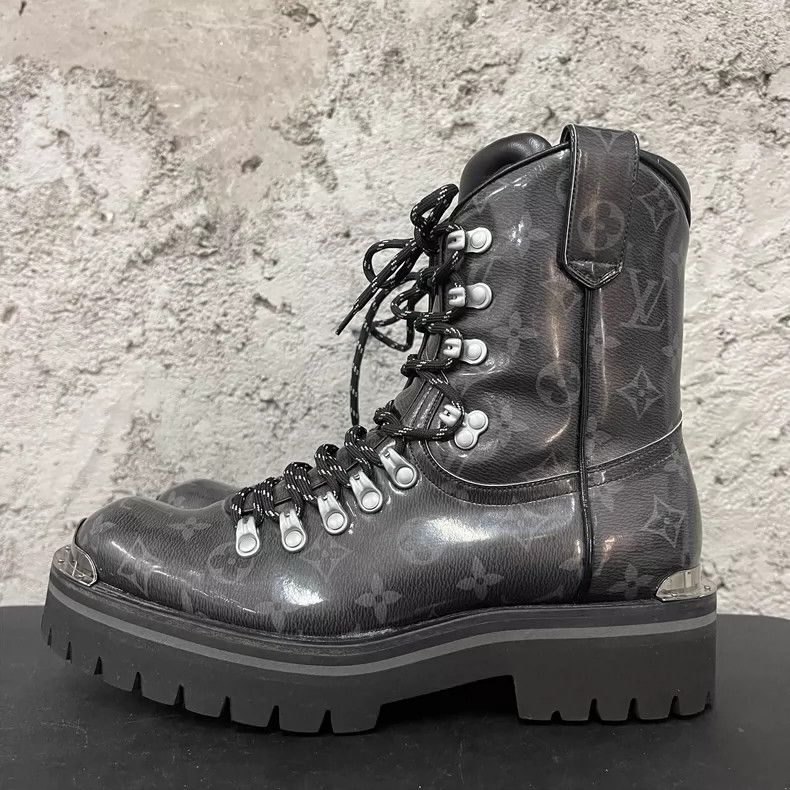 Louis Vuitton Louis Vuitton Black Ankle Boots Size 6.5 Size US 6.5 / EU 39-40 - 2 Thumbnail