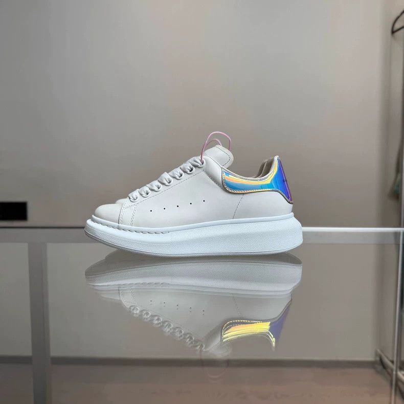 Alexander McQueen Alexander McQueen Laser Cut Sneakers Size 37 Size US 6 / IT 36 - 3 Thumbnail