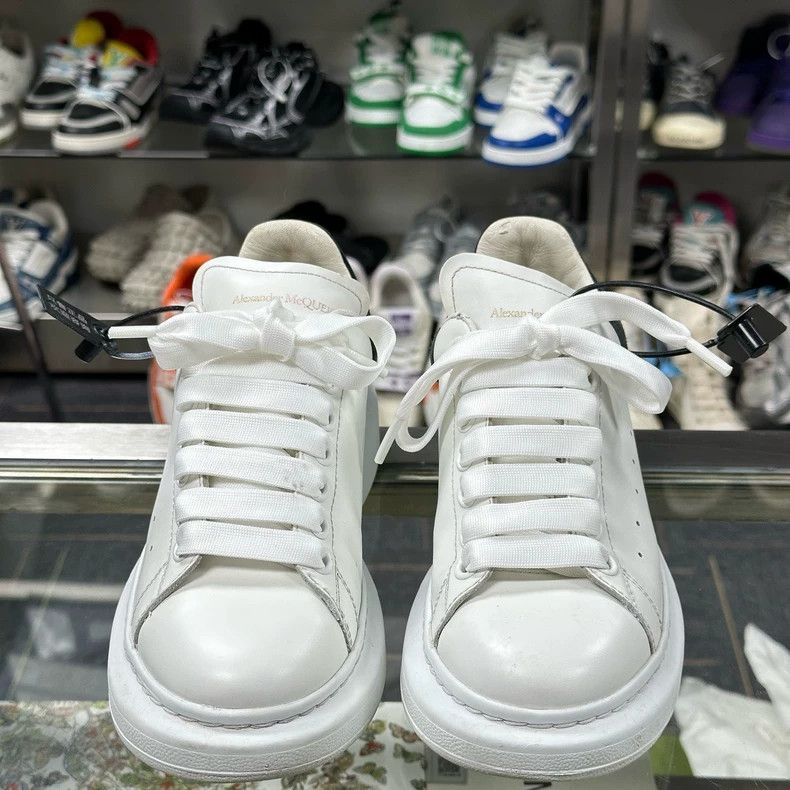 Alexander Wang Black-White Alexander Wang Sneakers Size 37 Size US 6 / IT 36 - 2 Thumbnail