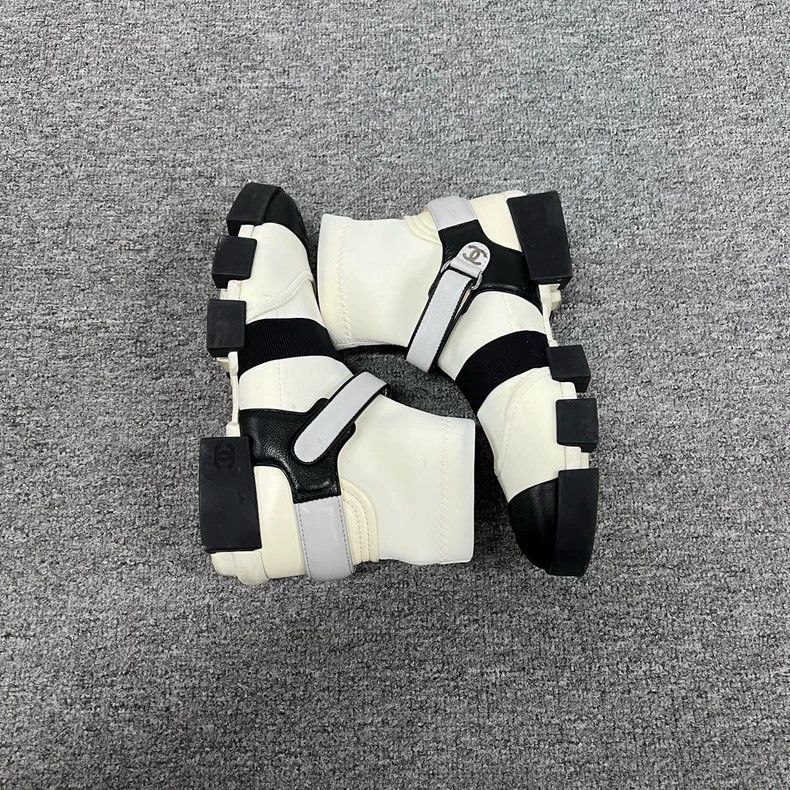 Chanel Chanel Panda Moon Shoes with Strap Size US 7 / IT 37 - 4 Thumbnail
