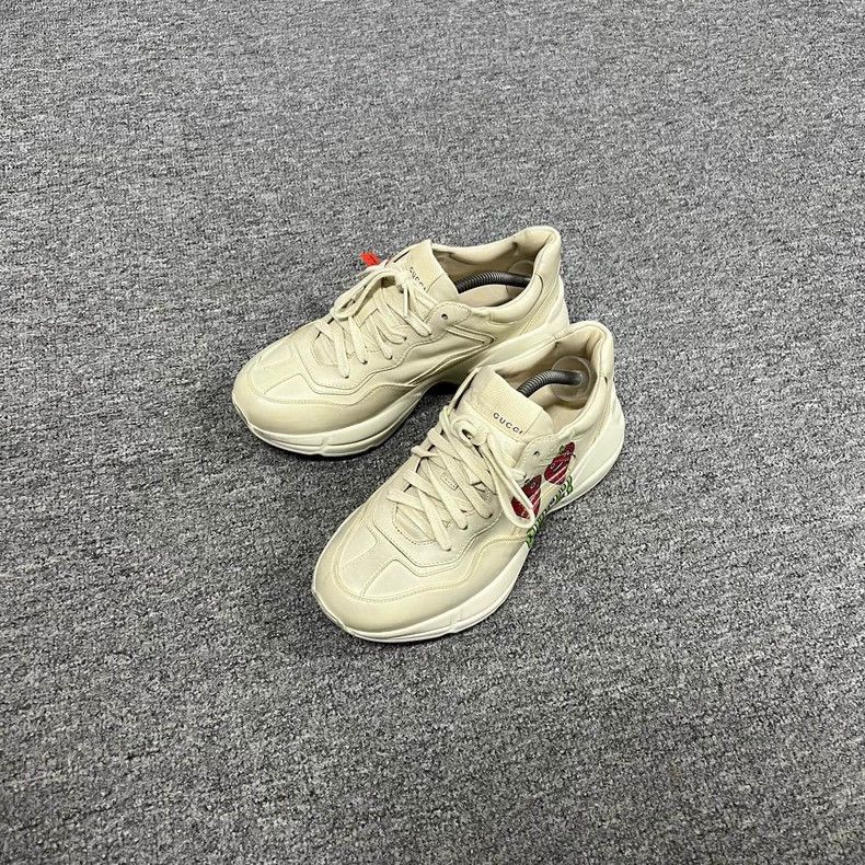 Gucci Gucci Strawberry Old Daddy Sneakers Size 37 Size US 7 / EU 40 - 2 Thumbnail