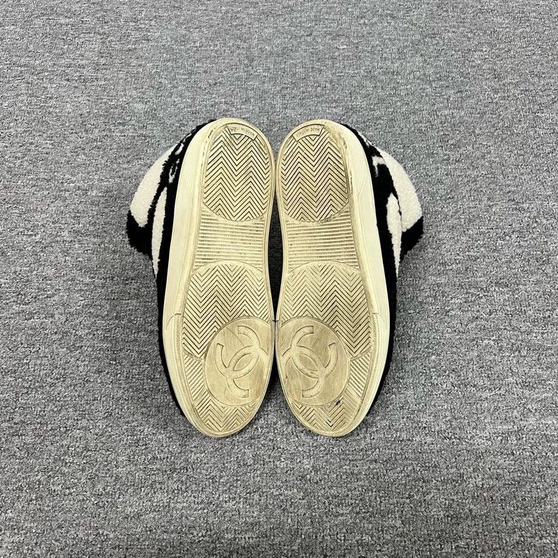 Chanel Chanel High-Top Teddy Bear Panda Sneakers Size US 8 / IT 38 - 6 Thumbnail