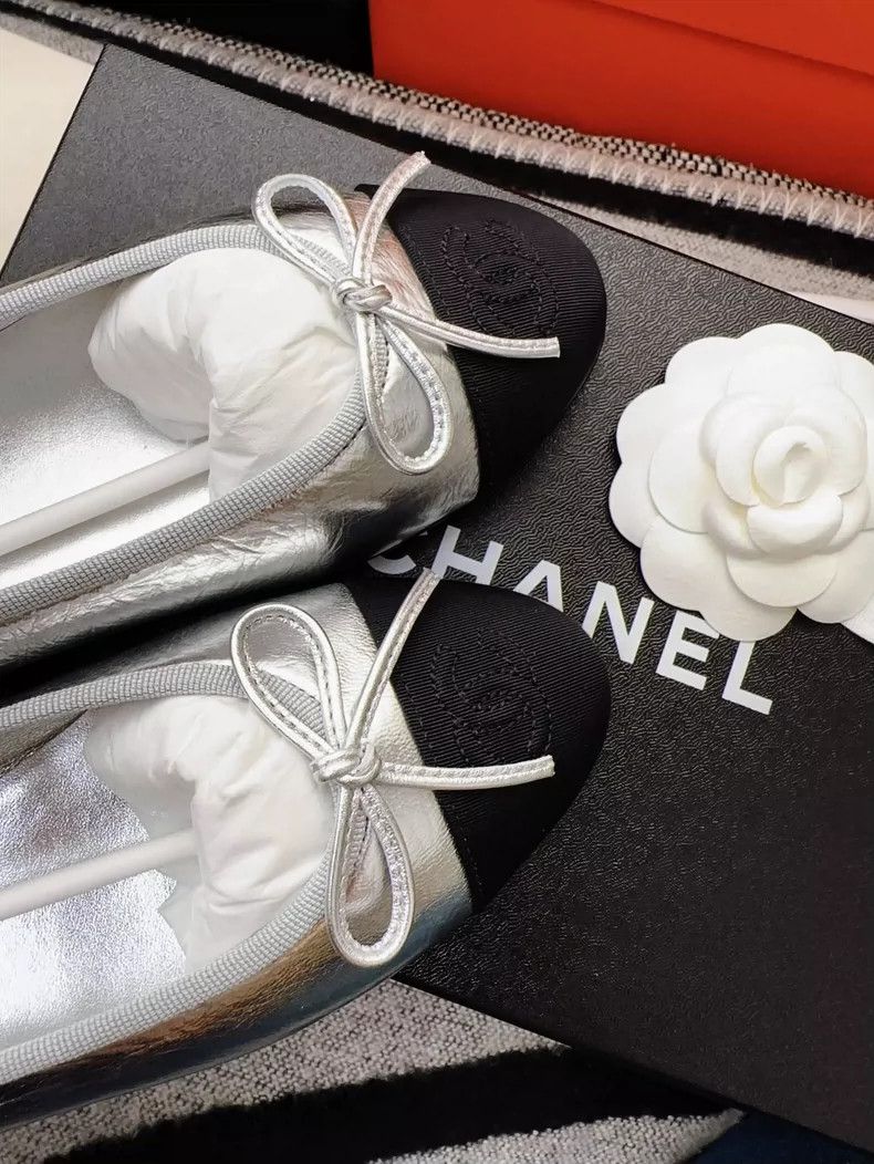 Chanel Chanel Silver and Black Ballet Flats Size US 8 / IT 38 - 7 Thumbnail