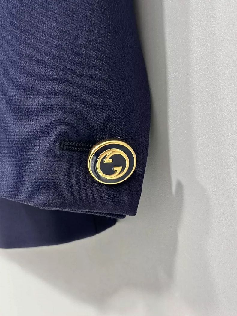 Gucci Gucci Suit Set (Blazer and Shorts) Size US M / EU 48-50 / 2 - 7 Thumbnail