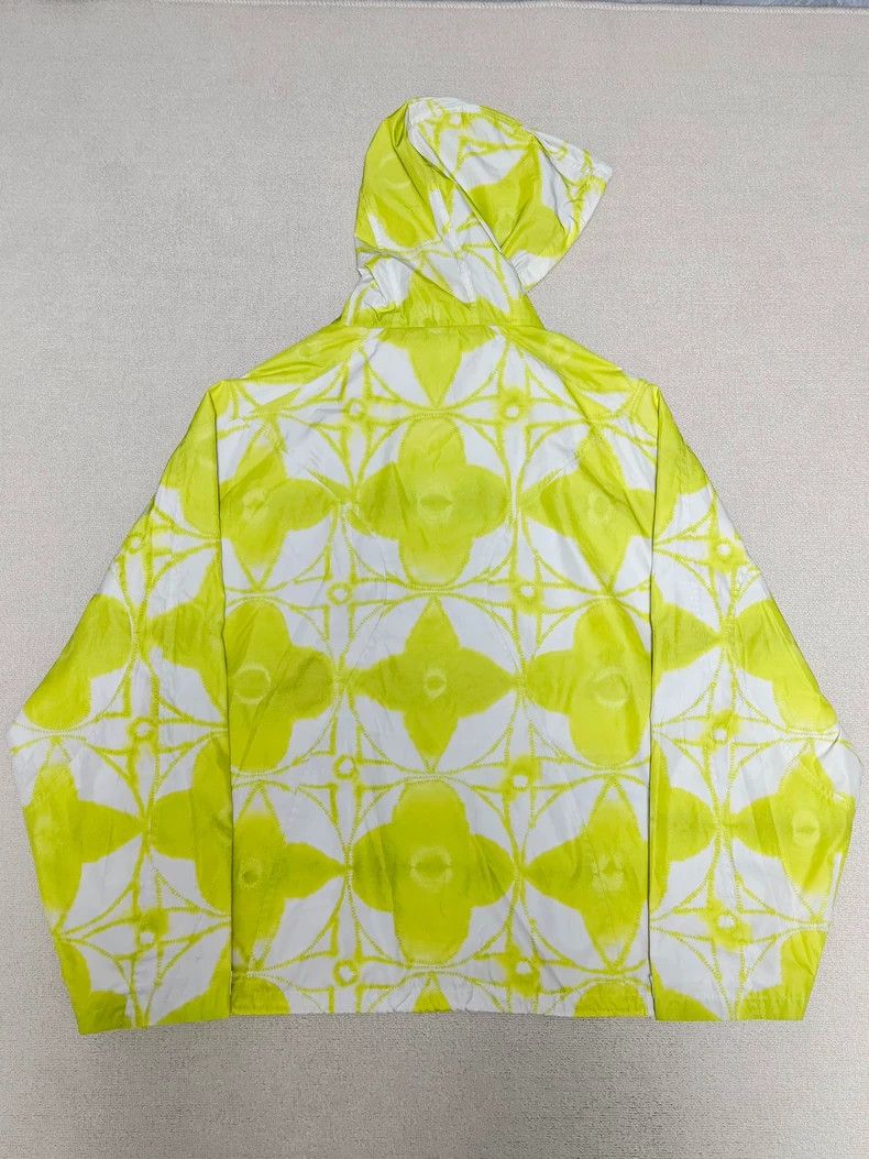 Louis Vuitton Louis Vuitton Yellow Patterned Jacket Size US L / EU 52-54 / 3 - 3 Thumbnail