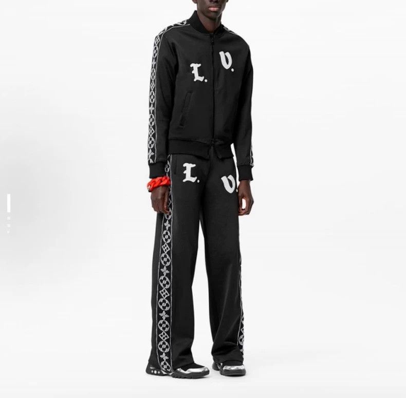 Louis Vuitton Louis Vuitton Black Logo Zip Jacket Size US XS / EU 42 / 0 - 7 Thumbnail