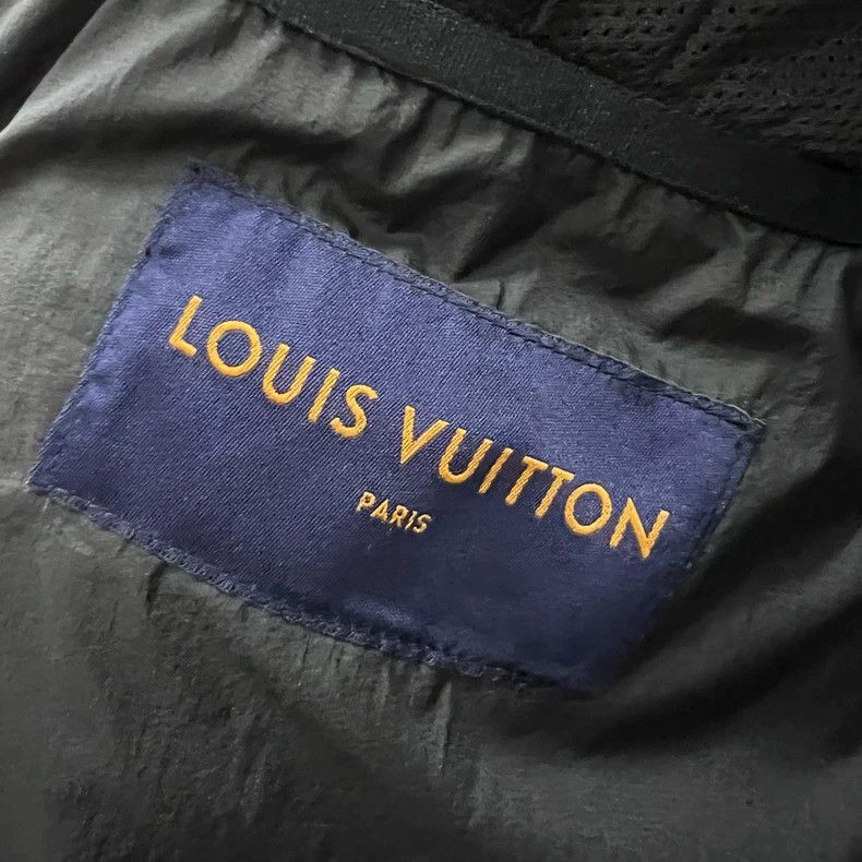 Louis Vuitton Louis Vuitton Hooded Puffer Jacket Size US L / EU 52-54 / 3 - 4 Thumbnail