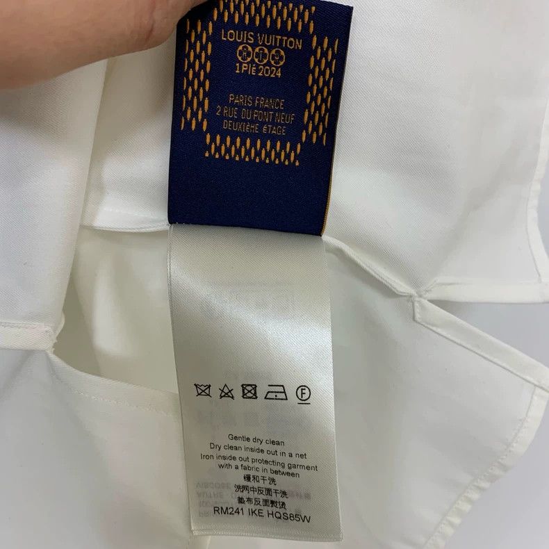 Louis Vuitton Louis Vuitton Embroidered Short Sleeve Cardigan Size US M / EU 48-50 / 2 - 4 Thumbnail