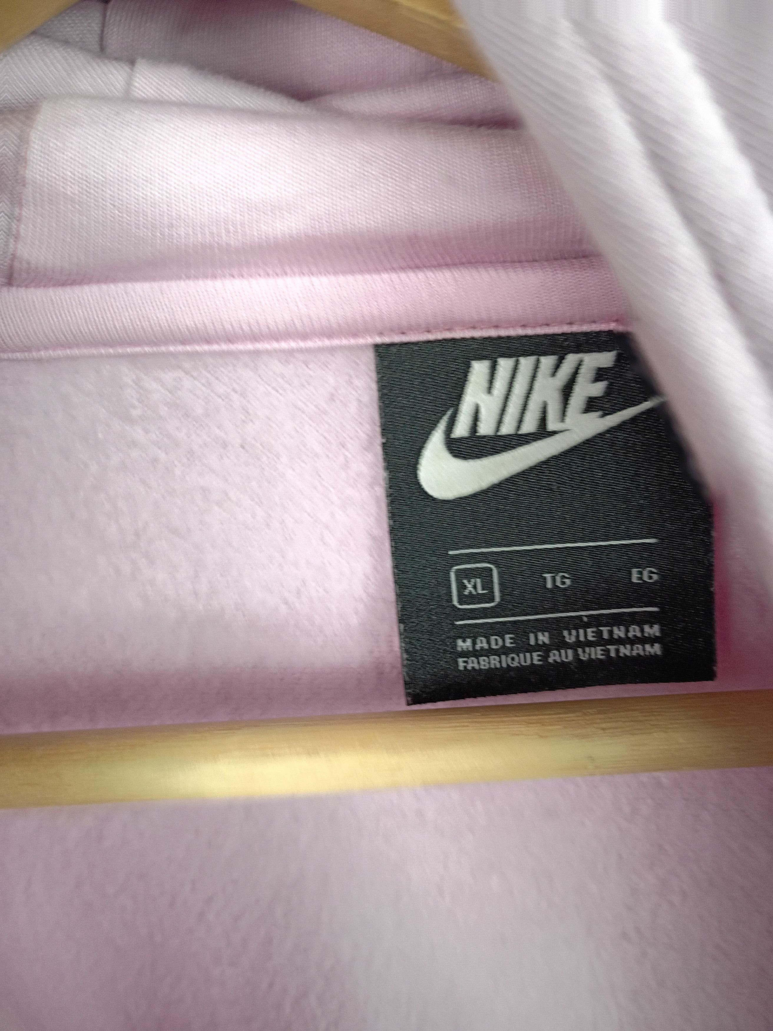 Vintage Vintage Y2K Nikes Ladies Hoodie Size US XL / EU 56 / 4 - 3 Thumbnail