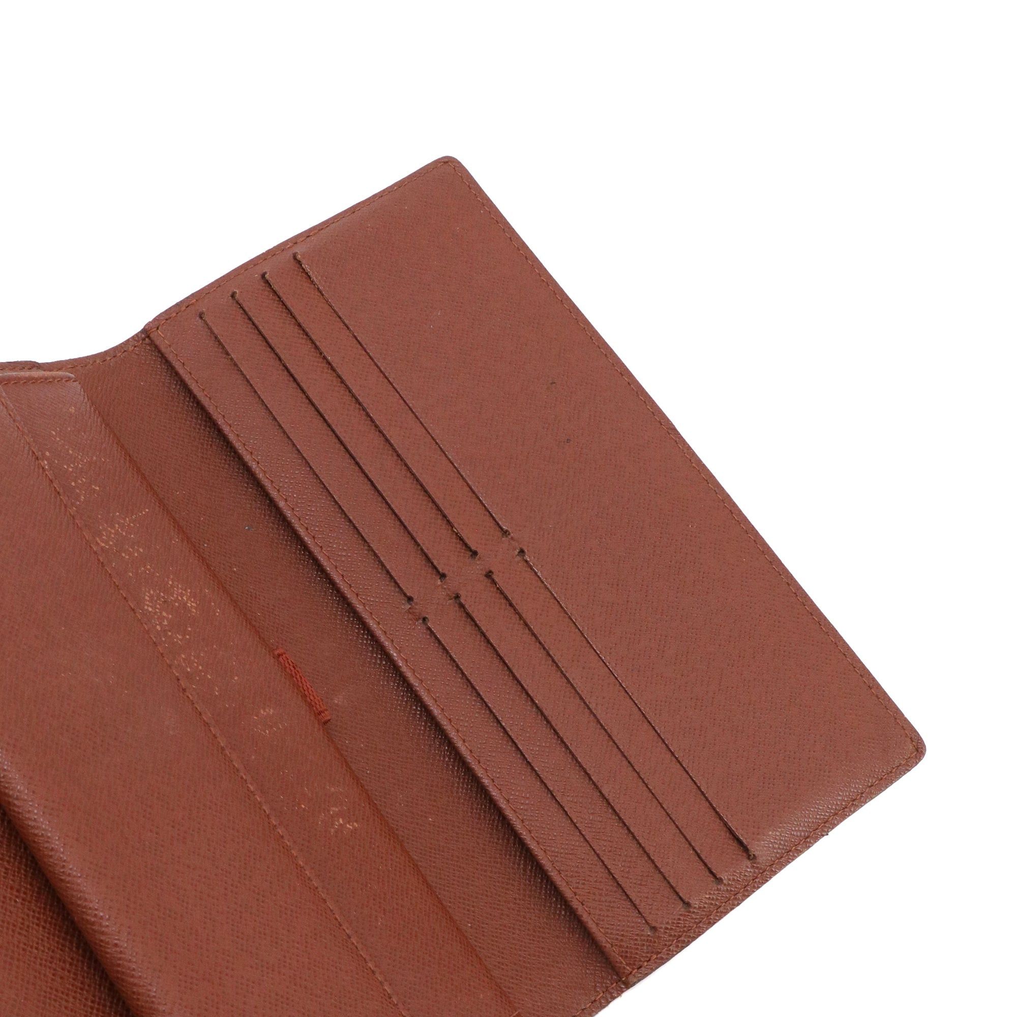 Louis Vuitton LOUIS VUITTON - Louis Vuitton International Wallet in monogrammed canvas Size ONE SIZE - 7 Thumbnail