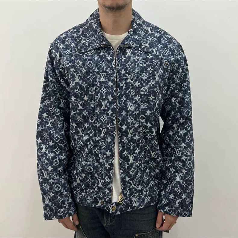 Louis Vuitton Louis Vuitton Denim Jacket with Logo Print Size US M / EU 48-50 / 2 - 6 Thumbnail