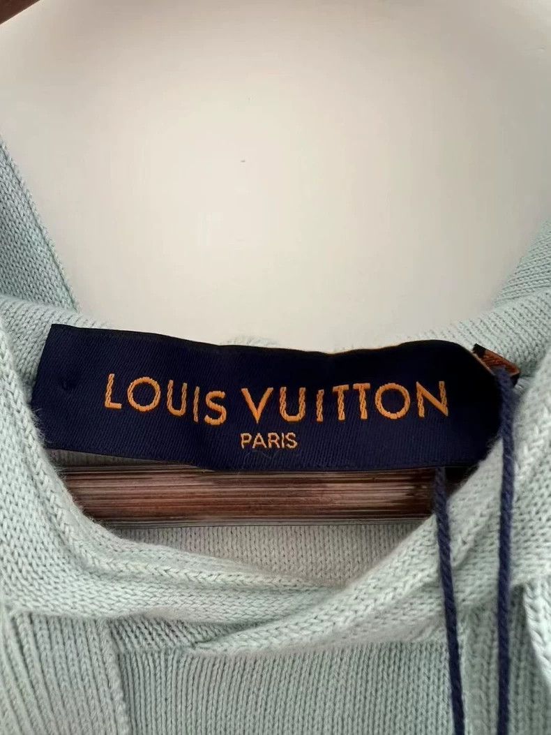 Louis Vuitton Louis Vuitton Ice Blue Logo Hoodie Size US XXL / EU 58 / 5 - 2 Thumbnail