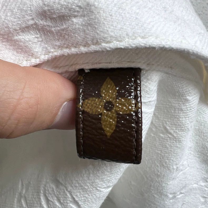Louis Vuitton White Denim Sleeveless Jacket by Louis Vuitton Size US S / EU 44-46 / 1 - 6 Thumbnail
