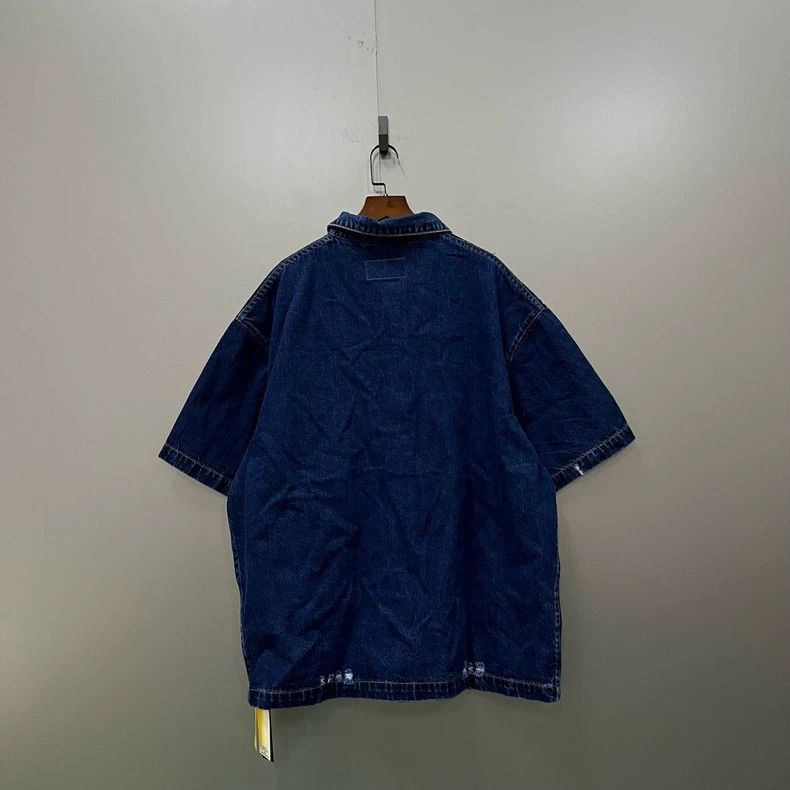 Prada Prada Denim Short Sleeve Shirt Size US L / EU 52-54 / 3 - 2 Thumbnail