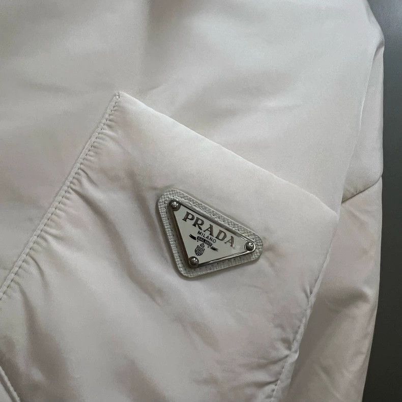 Prada Prada White Triangle Logo Down Jacket Size US S / EU 44-46 / 1 - 2 Thumbnail