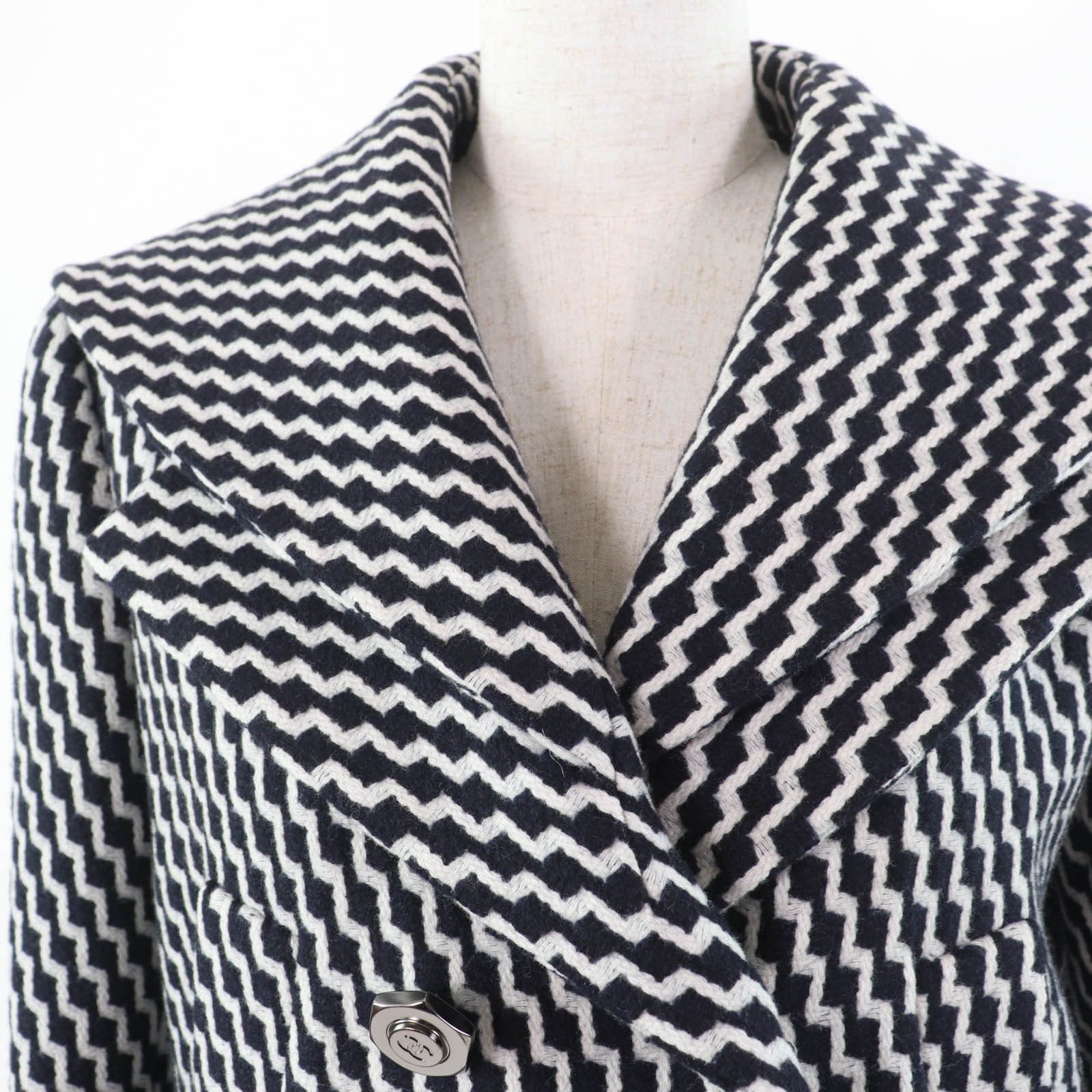 Chanel Chanel Chanel Hexagon COCO Button Zigzag Pattern Wool Coat Others Outerwear P59081V39106 DUTY FREE for USA Size ONE SIZE - 4 Thumbnail
