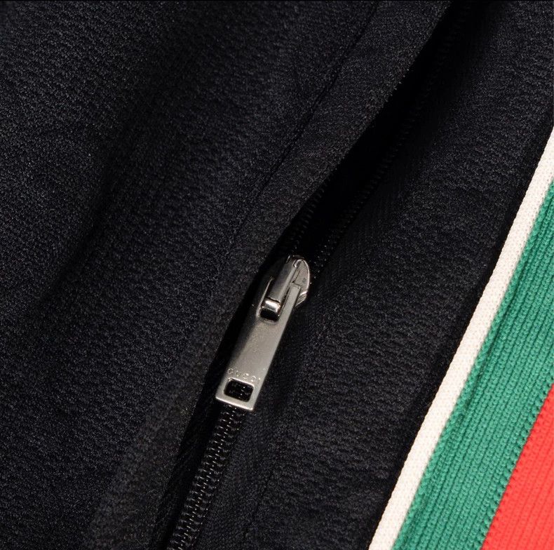 Gucci Gucci Logo Knit Bermuda Shorts Size US 32 / EU 48 - 7 Thumbnail