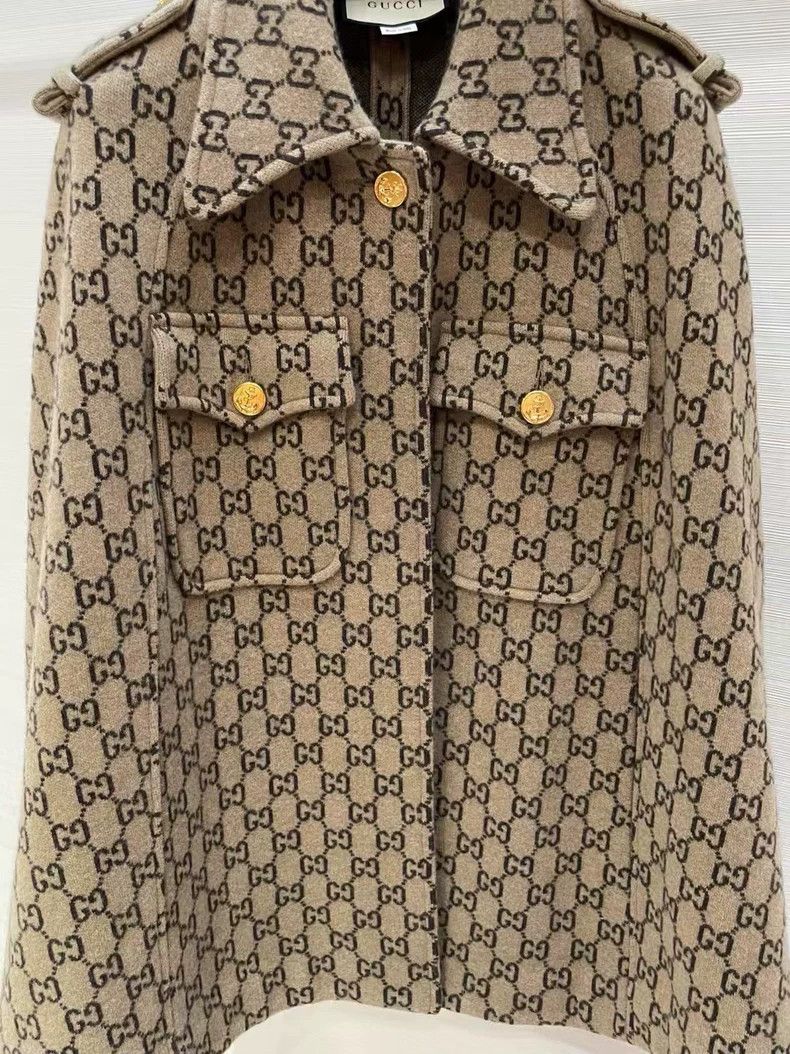 Gucci Gucci Logo Wool Cape Coat Size US M / EU 48-50 / 2 - 3 Thumbnail
