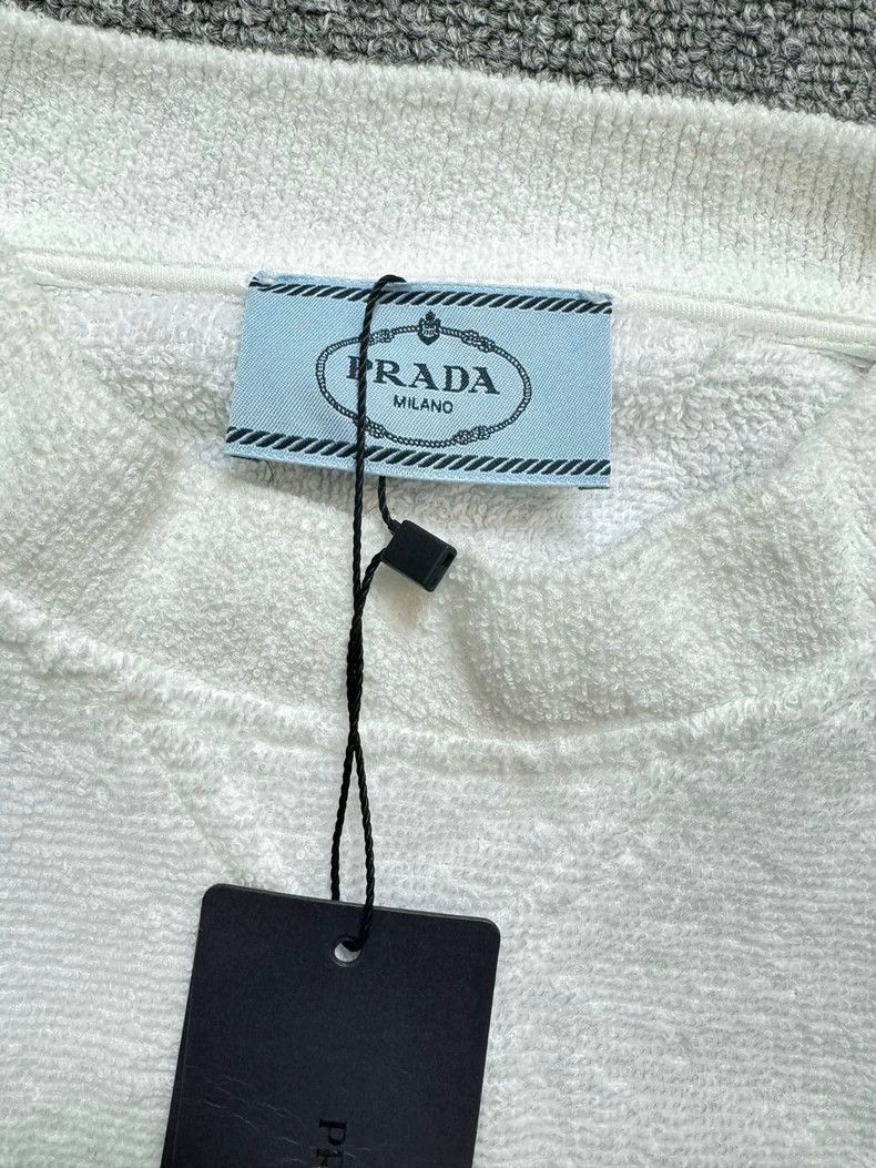 Prada Prada White Logo Sweatshirt XS Brand New Size US XS / EU 42 / 0 - 4 Thumbnail