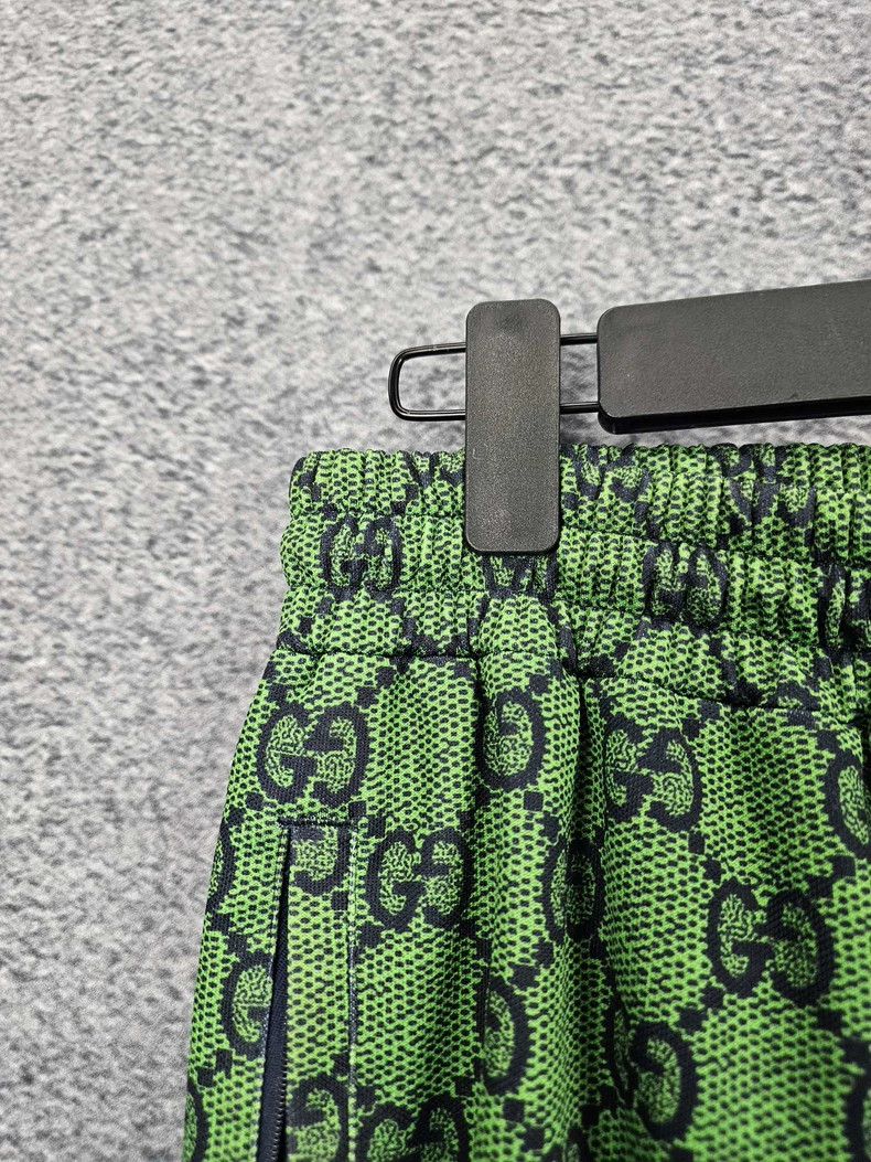 Gucci Gucci Full Print Casual Pants in Green Size US 32 / EU 48 - 3 Thumbnail