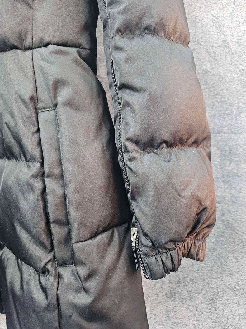 Prada Prada Hooded Down Jacket for Women Size US M / EU 48-50 / 2 - 6 Thumbnail