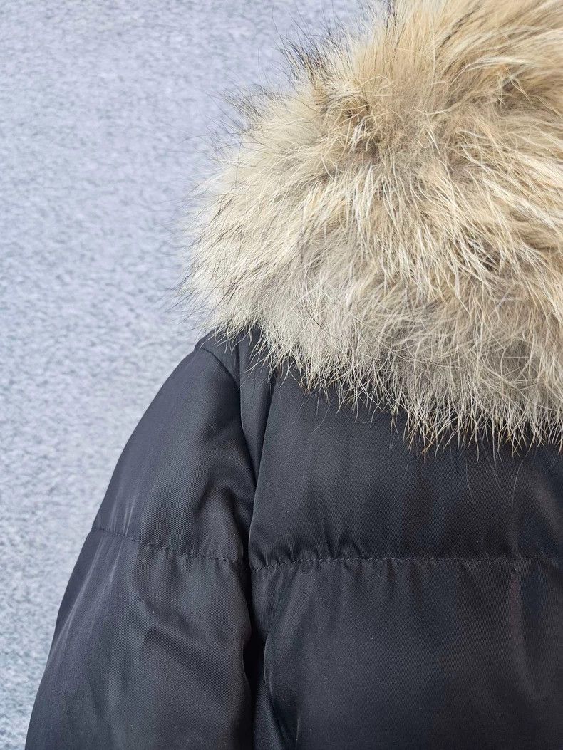 Prada Prada Hooded Down Jacket for Women Size US M / EU 48-50 / 2 - 3 Thumbnail