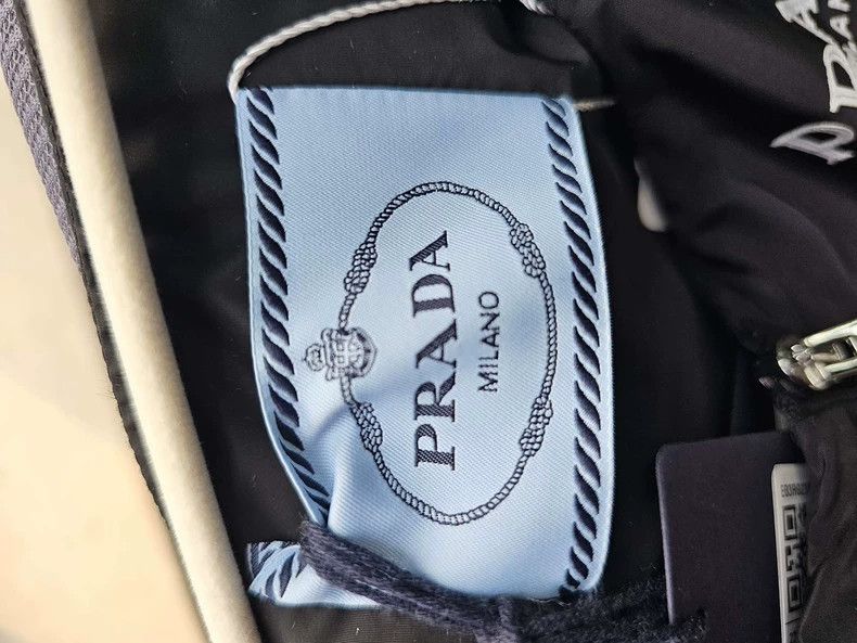 Prada New Prada Dress in Size 38 Size 38" / US 16 / IT 52 - 7 Thumbnail