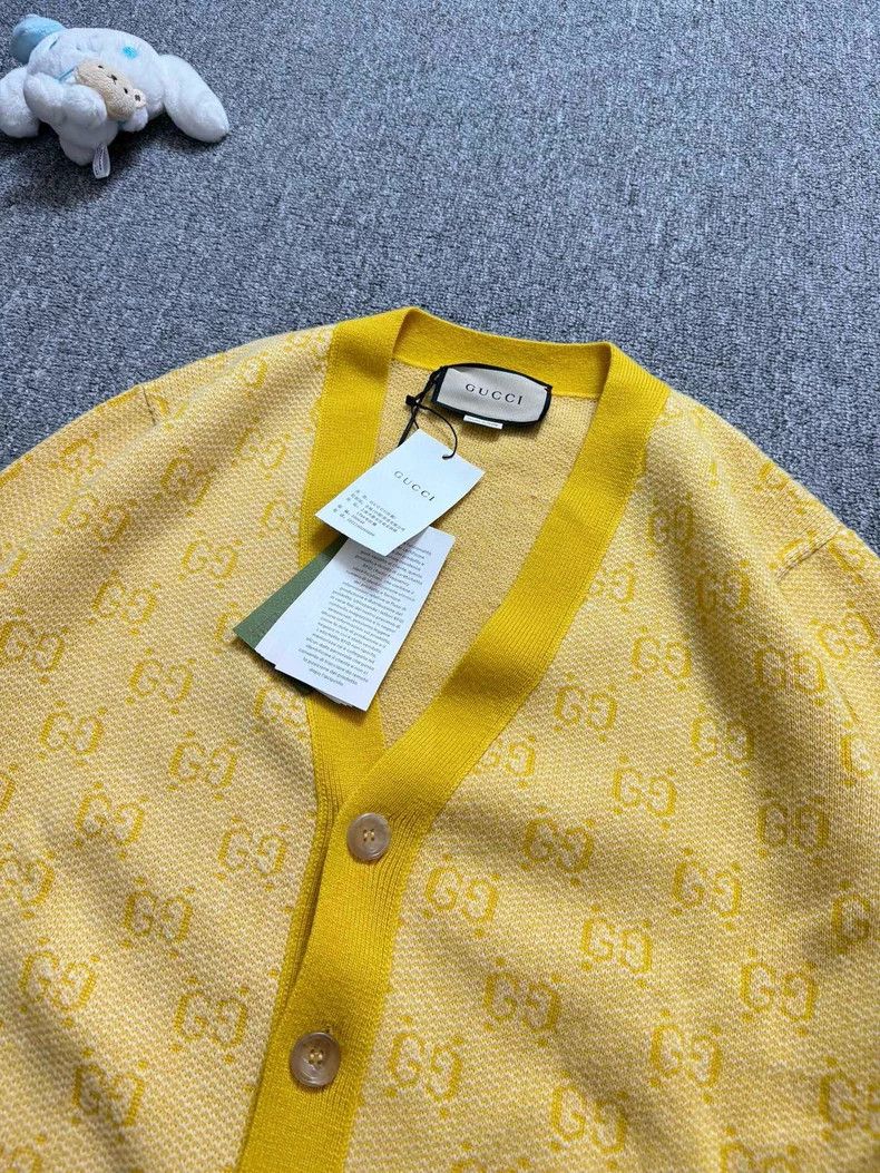 Gucci New Gucci Yellow Logo Knit Cardigan Size US S / EU 44-46 / 1 - 3 Thumbnail