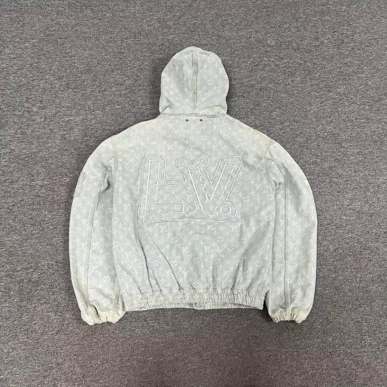 Louis Vuitton Louis Vuitton NBA Logo Denim Hoodie Jacket Size US L / EU 52-54 / 3 - 2 Thumbnail