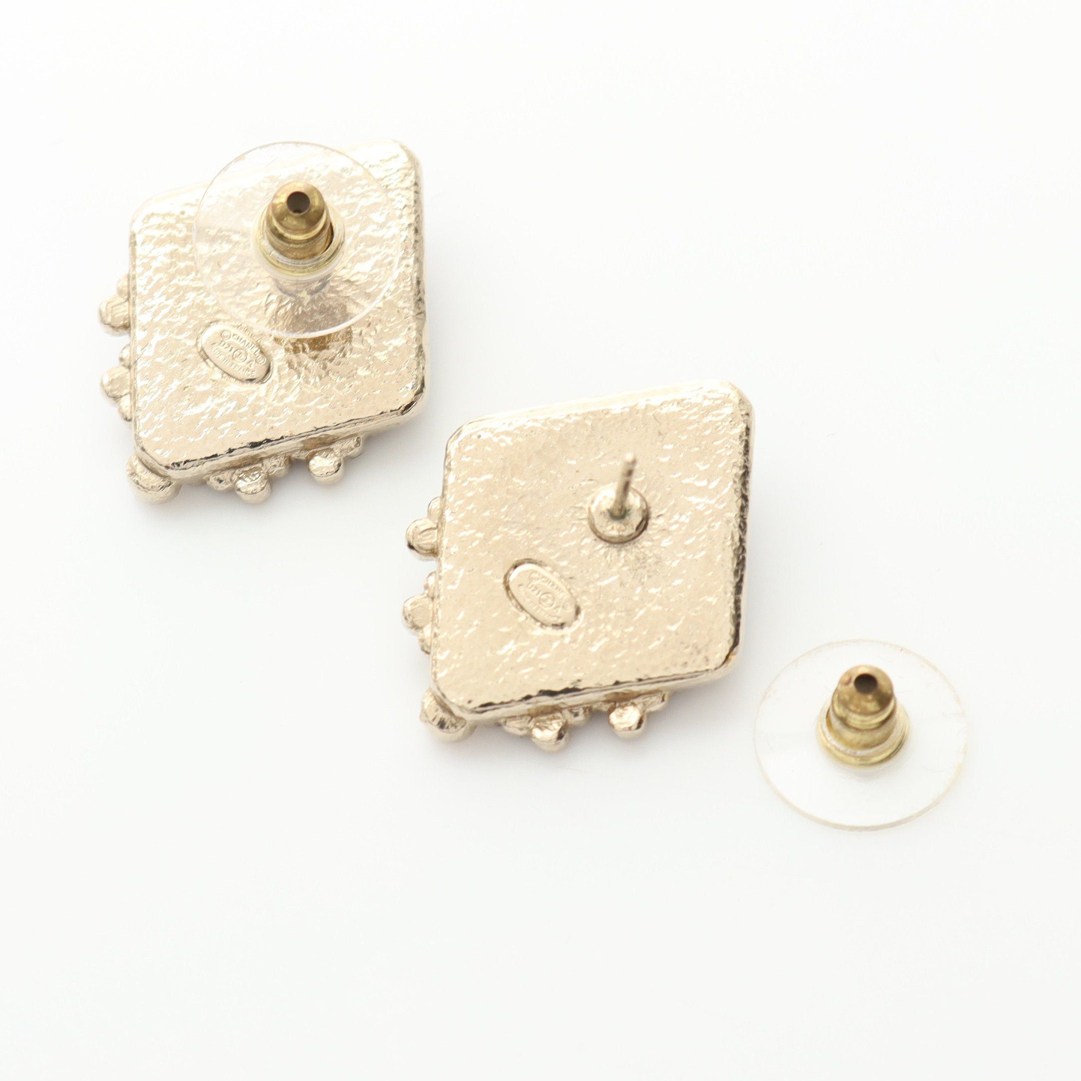Chanel Chanel Coco Mark Earrings Gp Gold Black D21A Size ONE SIZE - 2 Thumbnail