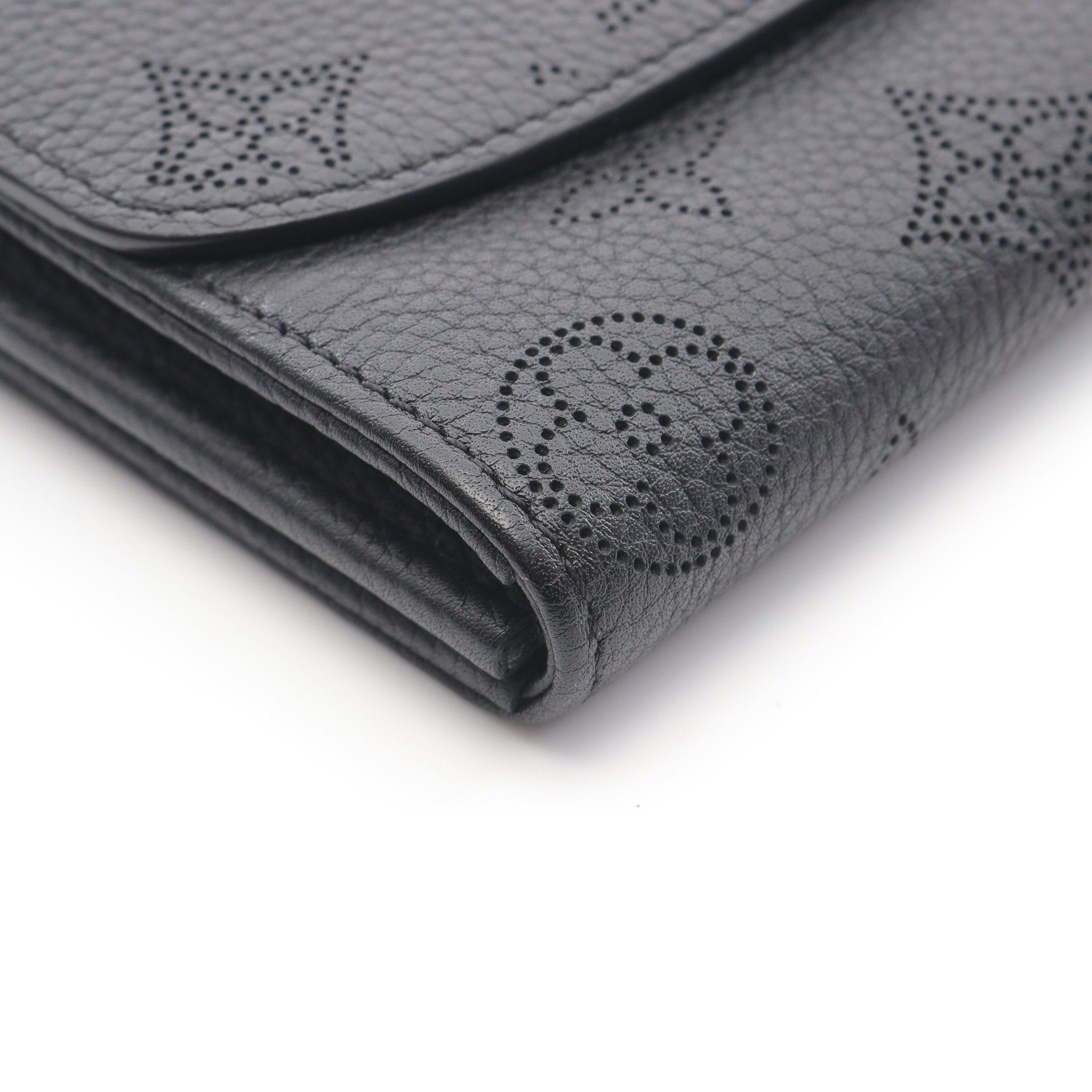 Louis Vuitton Louis Vuitton Portefeuil Iris Mahina Noir Bi-Fold Long Wallet Leather Black Size ONE SIZE - 9 Thumbnail