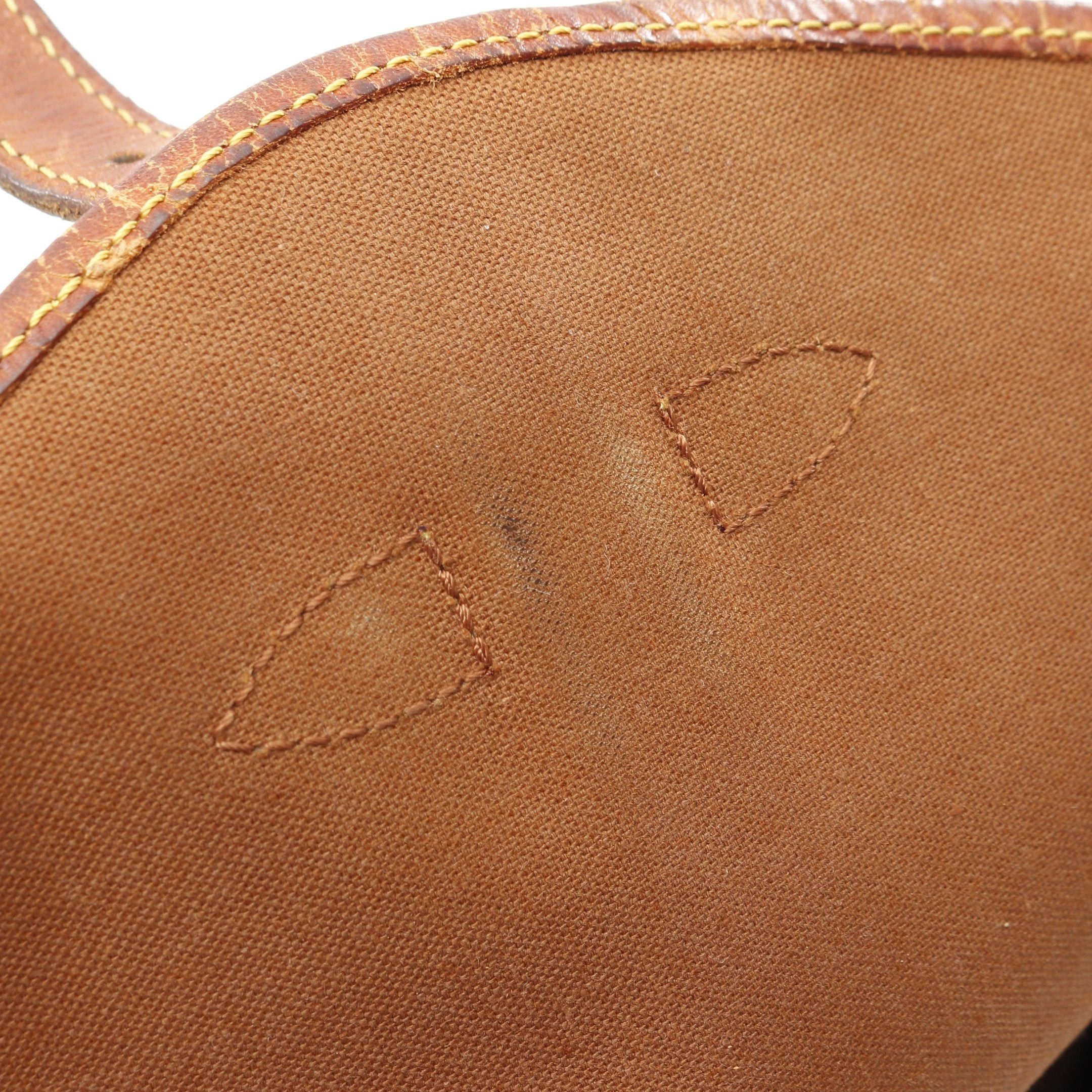 Louis Vuitton Louis Vuitton Saumur 30 Monogram Shoulder Bag Leather Brown Size ONE SIZE - 11 Thumbnail