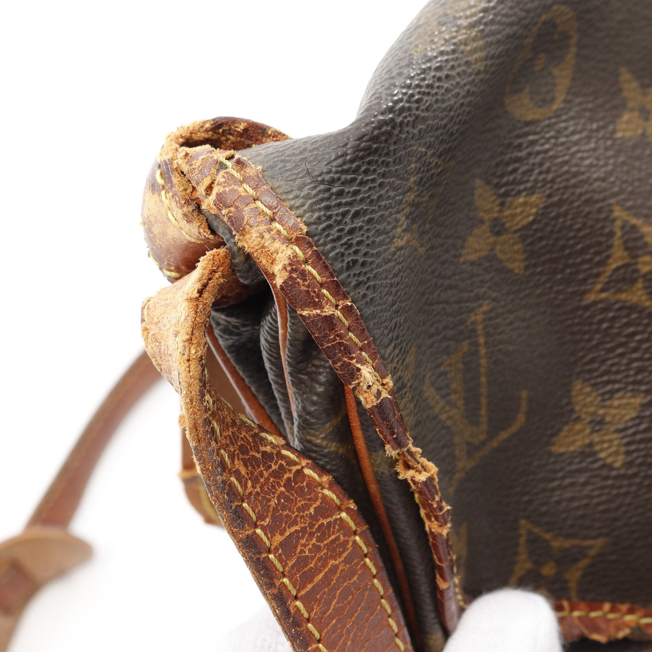 Louis Vuitton Louis Vuitton Saumur 30 Monogram Shoulder Bag Leather Brown Size ONE SIZE - 8 Thumbnail