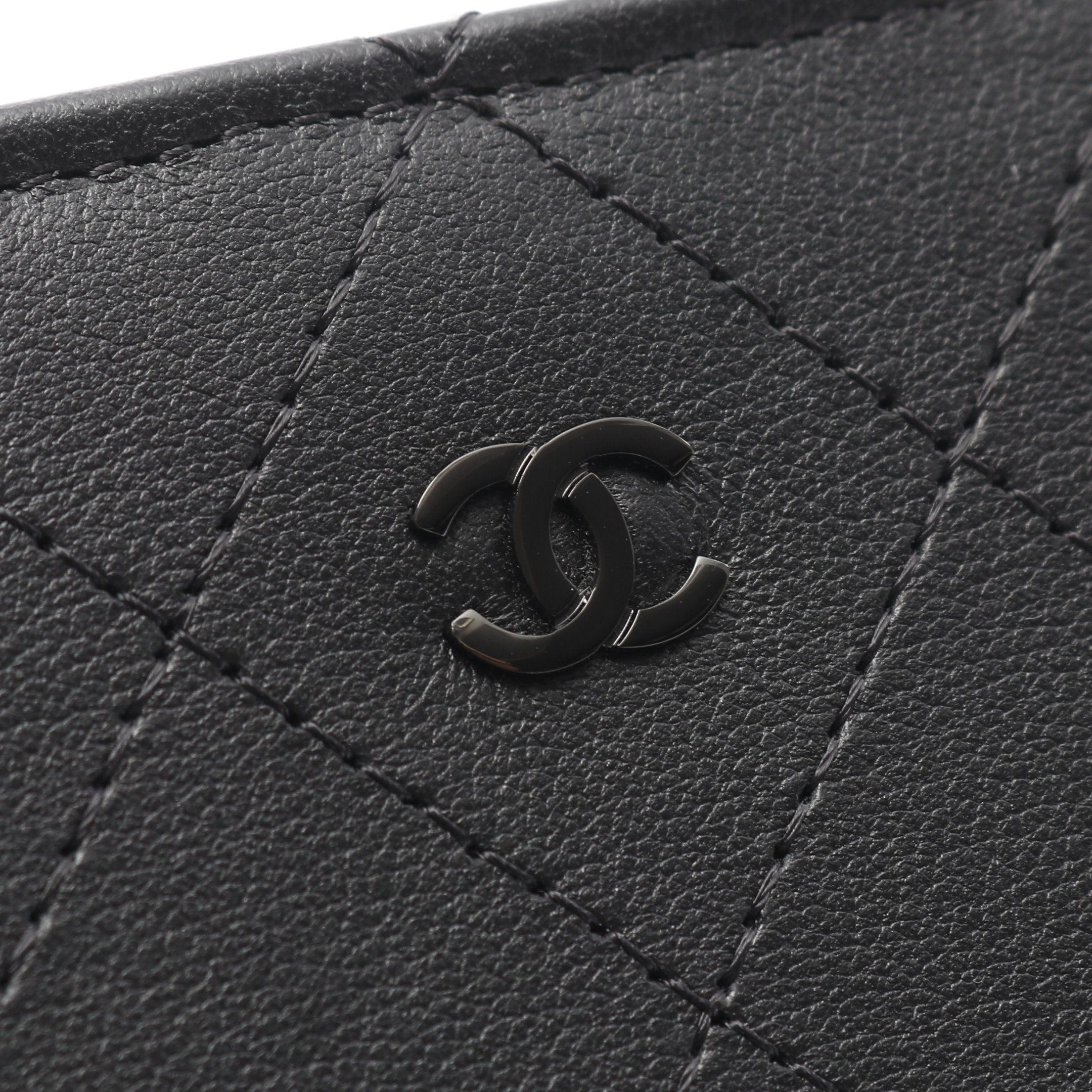 Chanel Chanel Matelasse Saw Black Bi-Fold Long Wallet Leather Silver Hardware Size ONE SIZE - 8 Thumbnail