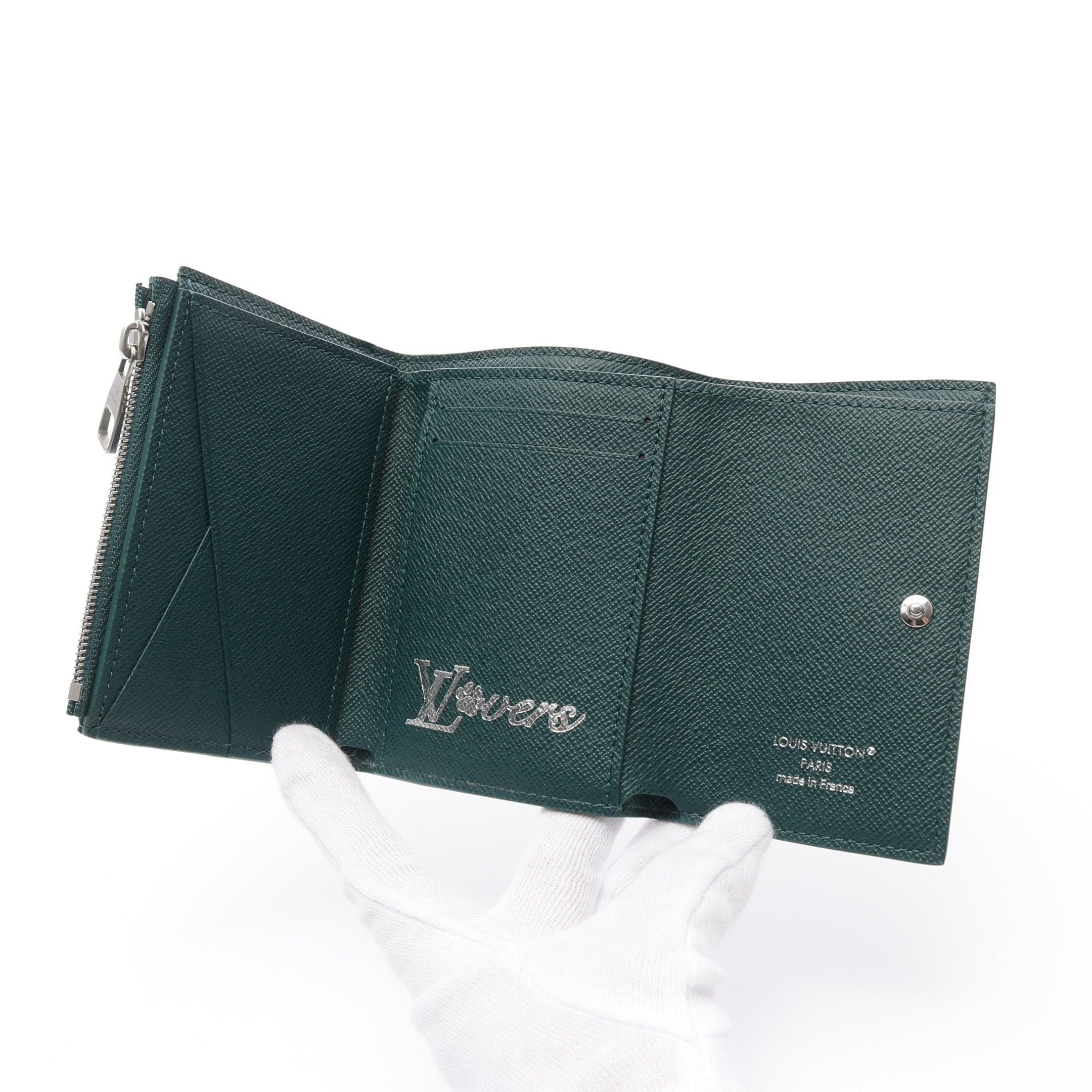 Louis Vuitton Louis Vuitton Victor Wallet Monogram Heritage Veil Trifold Green Size ONE SIZE - 3 Thumbnail