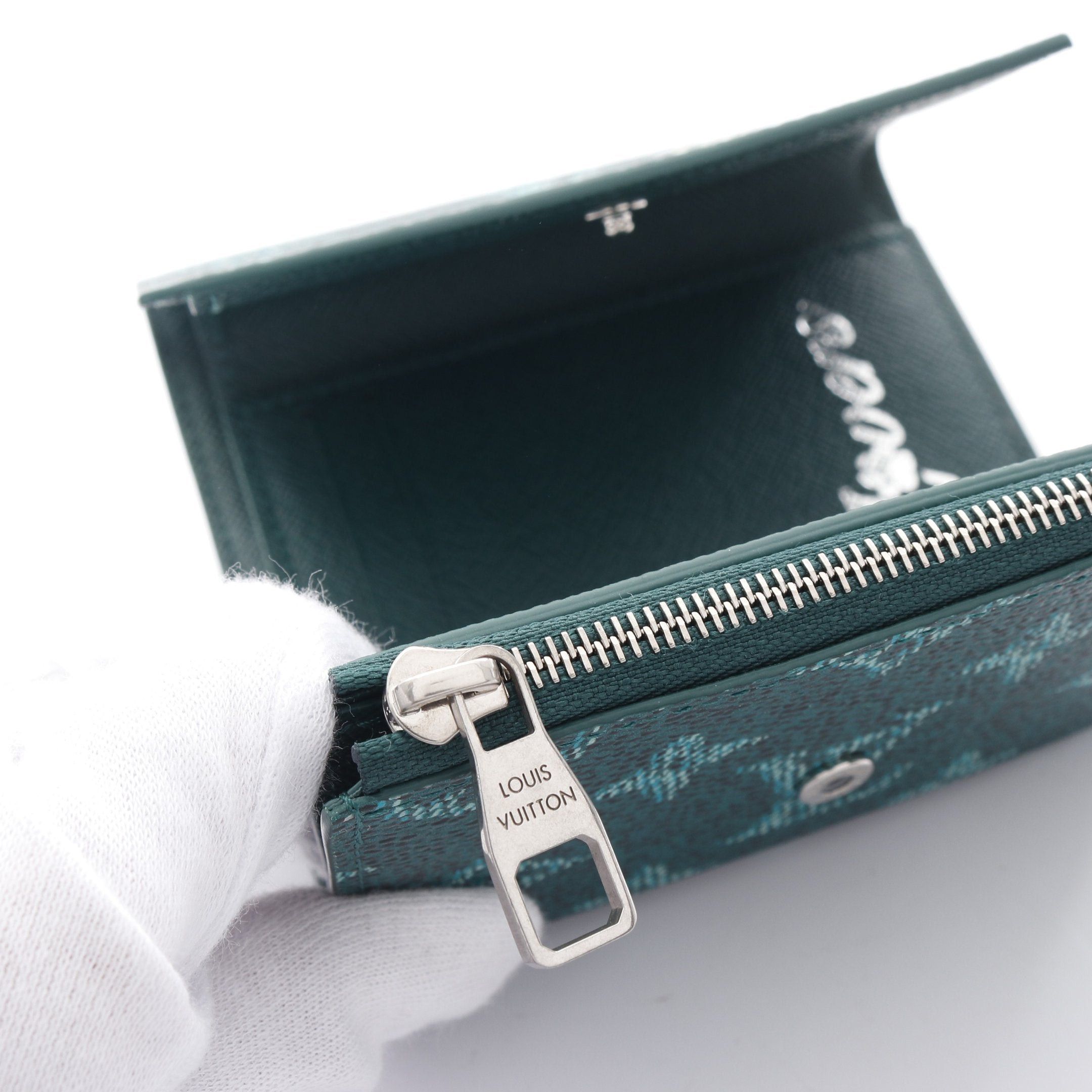Louis Vuitton Louis Vuitton Victor Wallet Monogram Heritage Veil Trifold Green Size ONE SIZE - 7 Thumbnail