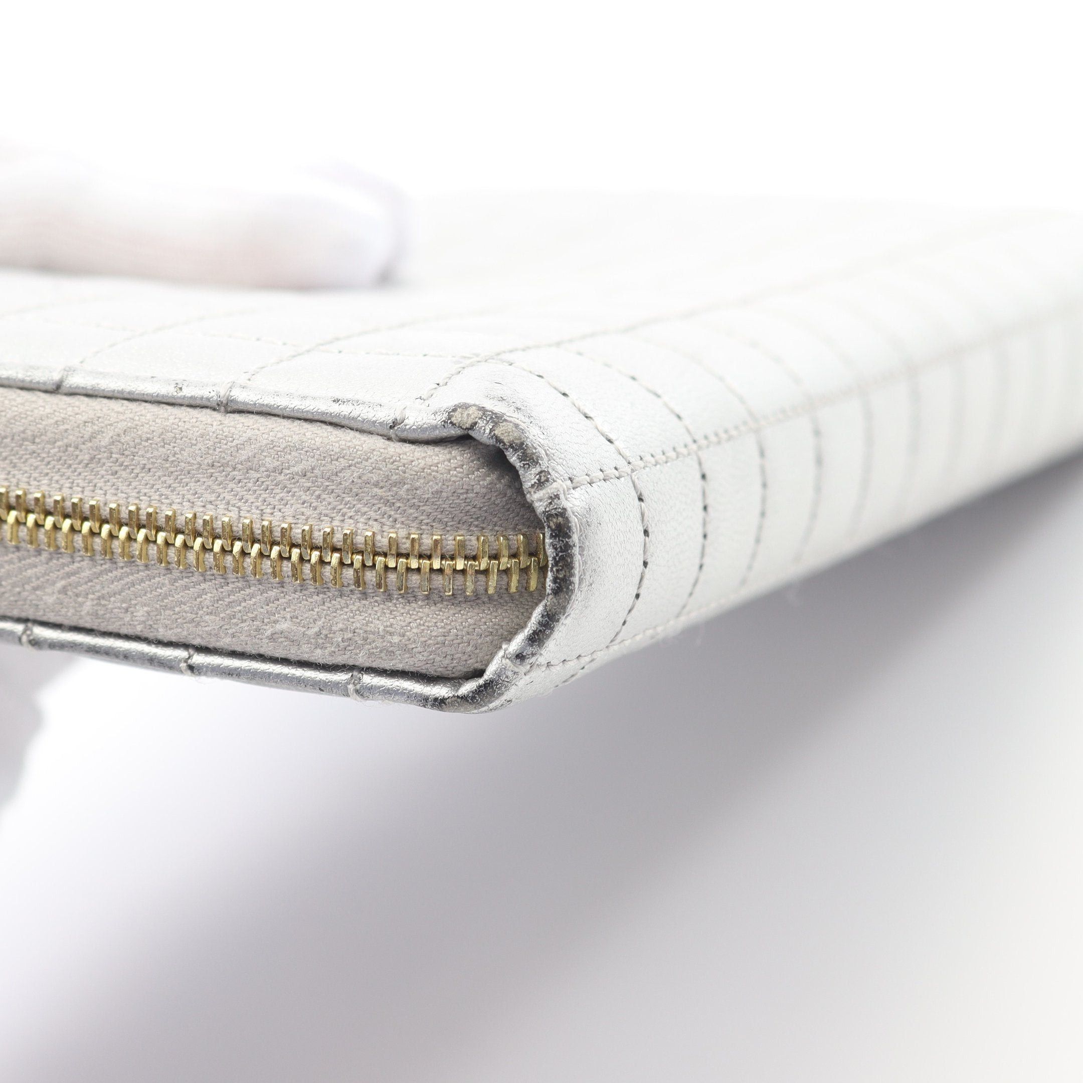 Celine Celine C-Charm Large Zipped Wallet Round Zipper Long Leather Silver Size ONE SIZE - 8 Thumbnail